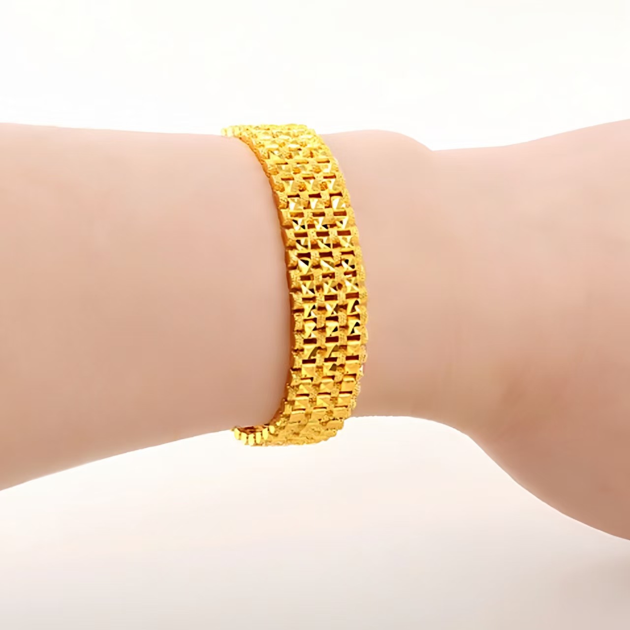 Viora Mücevher Lüks 24 Ayar 99 - Luxury Watch Service incelemesi ve fiyatı